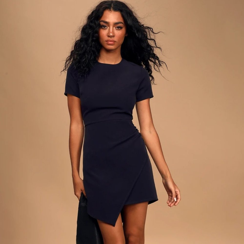 Lulu's NWT Navy Blue Short Sleeve Mini Dress